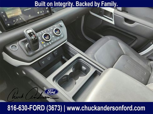 Used 2021 Land Rover Defender 110 X-Dynamic HSE image 15