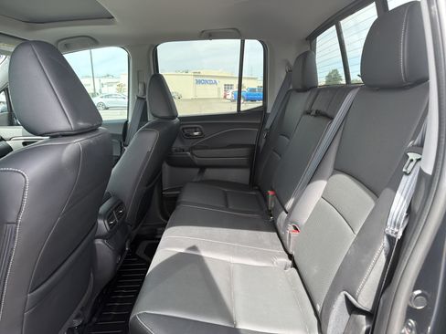 Certified 2025 Honda Ridgeline RTL image 16