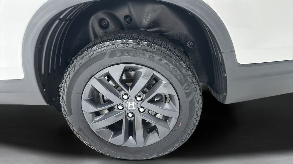 Used 2023 Honda Ridgeline Sport image 9