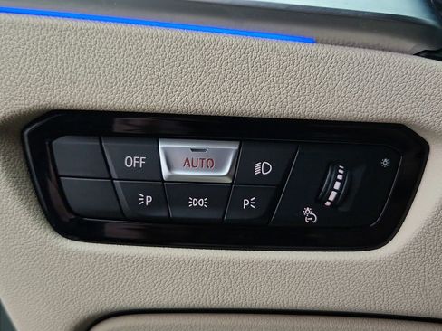 Used 2020 BMW 330i xDrive Sedan w/ Driving Assistance Package image 26