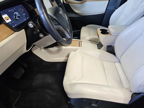 Used 2019 Tesla Model X AWD/4WD image 12