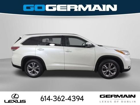 Used 2014 Toyota Highlander XLE AWD/4WD image 5