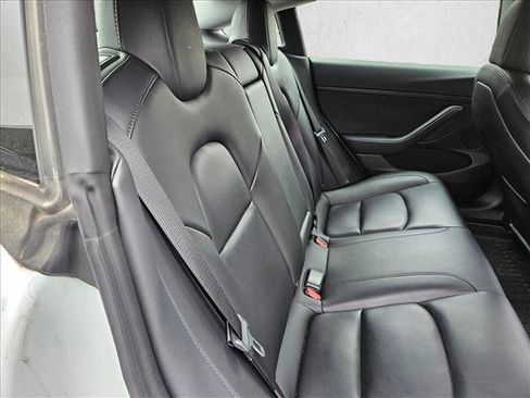 Used 2021 Tesla Model 3 Long Range image 20