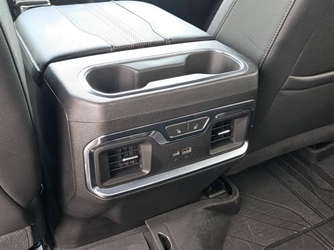 Used 2023 Chevrolet Silverado 1500 High Country w/ High Country Premium Package AWD/4WD image 15