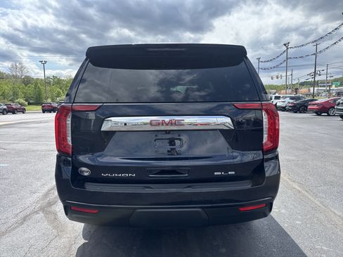 Used 2021 GMC Yukon XL SLE AWD/4WD image 4