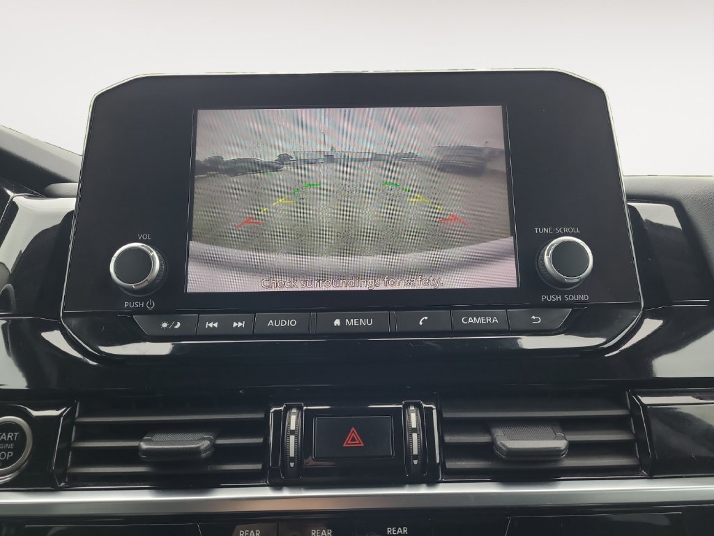 Used 2024 Nissan Pathfinder SV AWD/4WD image 20