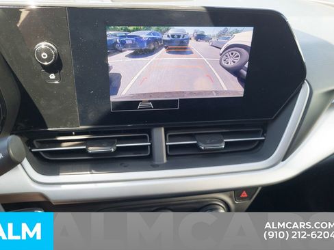 Used 2025 Chevrolet Trax LS FWD image 9