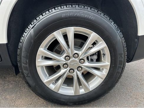 Used 2023 Cadillac XT5 Luxury AWD/4WD image 17
