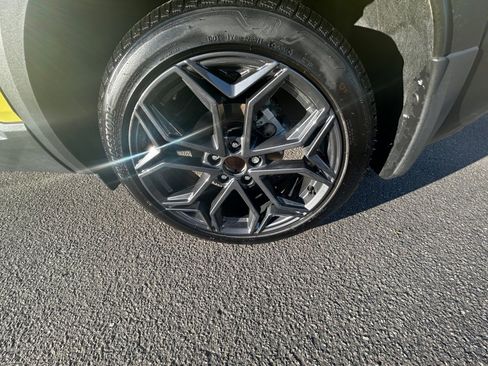 Used 2025 Nissan Kicks SR w/ SR Premium Package image 26