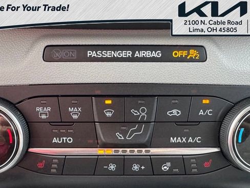 Used 2025 Ford Escape Active w/ Cold Weather Package AWD/4WD image 7