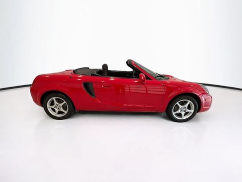 Used 2002 Toyota MR2 RWD image 7