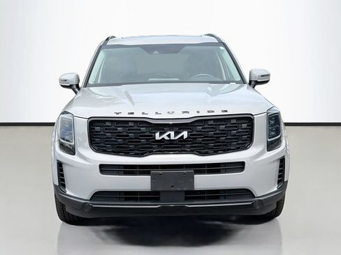 Used 2022 Kia Telluride EX w/ EX Premium Package AWD/4WD image 3