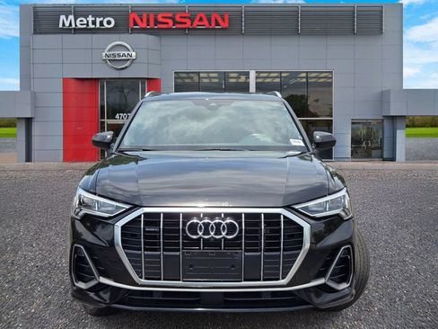 Used 2023 Audi Q3 2.0T Premium Plus w/ Premium Plus Package AWD/4WD image 2