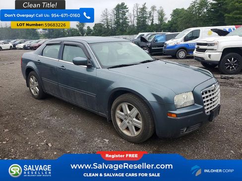 Used 2005 Chrysler 300 Touring w/ Comfort/Convenience Group AWD/4WD image 5