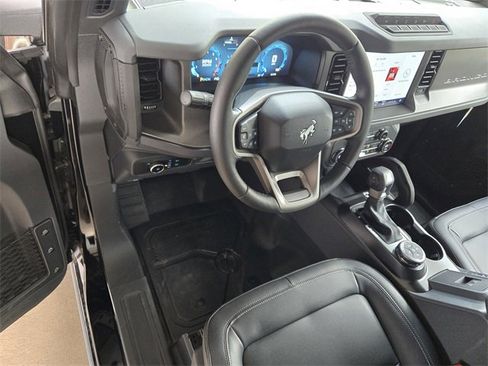 New 2025 Ford Bronco Badlands image 21