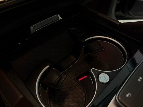 Used 2020 Mercedes-Benz GLS 450 4MATIC image 21