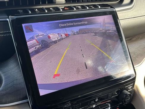 Used 2022 Jeep Grand Cherokee Limited w/ MOPAR Finishing Package image 31