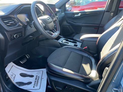 Used 2024 Ford Escape ST-Line w/ Tech Pack #1 image 21