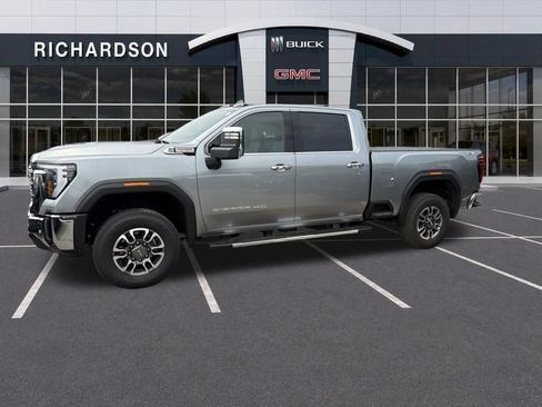 Used 2024 GMC Sierra 2500 SLT w/ SLT Premium Package AWD/4WD image 15