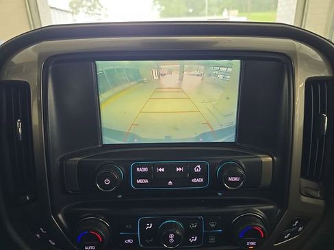 Used 2019 Chevrolet Silverado 2500 High Country w/ Duramax Plus Package AWD/4WD image 16