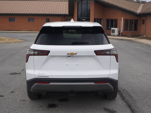 New 2025 Chevrolet Equinox LT w/ Safety and Technology Package image 4