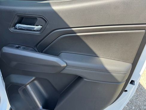 New 2026 Chevrolet Colorado LT RWD image 9