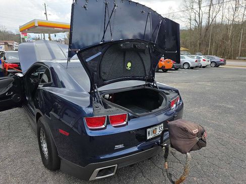 Used 2010 Chevrolet Camaro SS w/ LPO, Ground Effects Package image 13