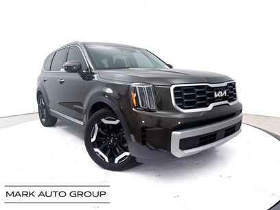 Certified 2023 Kia Telluride S w/ S Sunroof Package