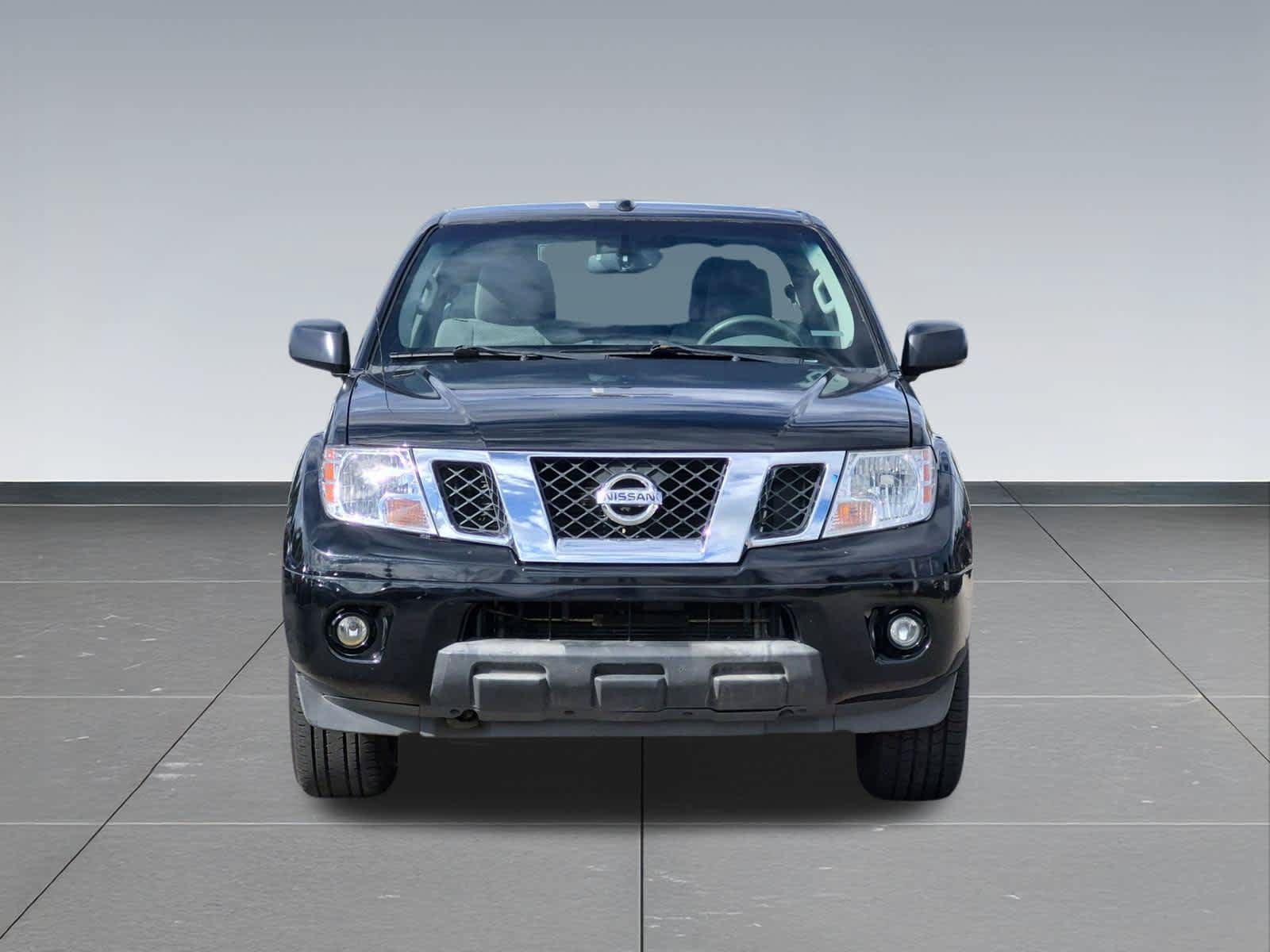 Used 2013 Nissan Frontier SV w/ SV Value Truck Pkg AWD/4WD image 9