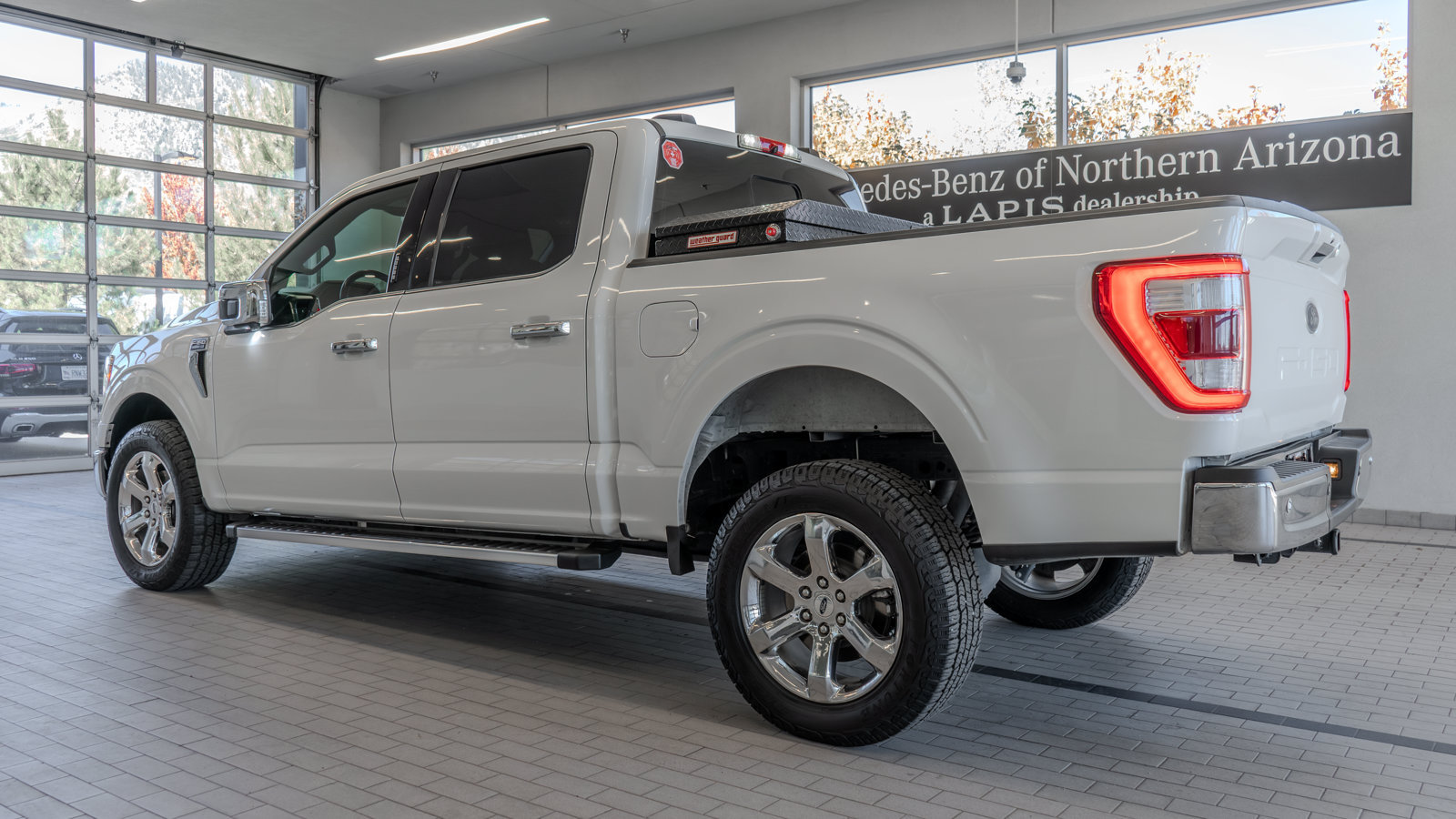 Used 2022 Ford F150 Lariat w/ Max Trailer Tow Package AWD/4WD image 13