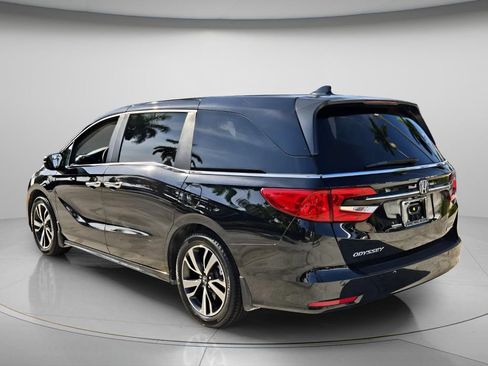 Certified 2024 Honda Odyssey Touring image 8