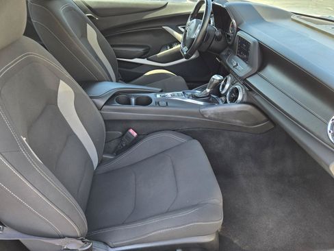 Used 2020 Chevrolet Camaro LT RWD image 25