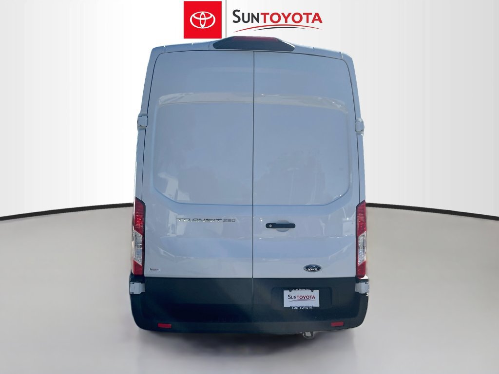 Used 2023 Ford Transit 250 148 High Roof Extended w/ Load Area Protection Package RWD image 4