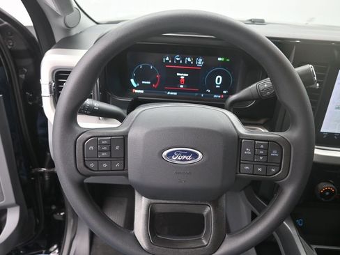 New 2026 Ford F250 XLT w/ XLT Premium Package image 31