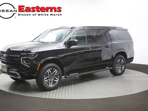 Used 2025 Chevrolet Suburban Z71 AWD/4WD image 60