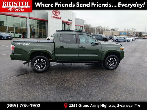 Used 2021 Toyota Tacoma TRD Sport image 8