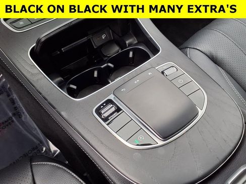 Used 2022 Mercedes-Benz E 350 4MATIC Sedan image 17