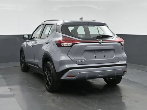 Used 2023 Nissan Kicks SR FWD image 5