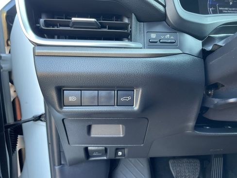 Certified 2025 Toyota Grand Highlander AWD image 23