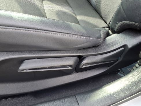 Used 2022 Honda Civic Sport image 11