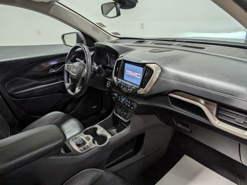 Used 2018 GMC Terrain Denali w/ Advanced Safety Package AWD/4WD image 16