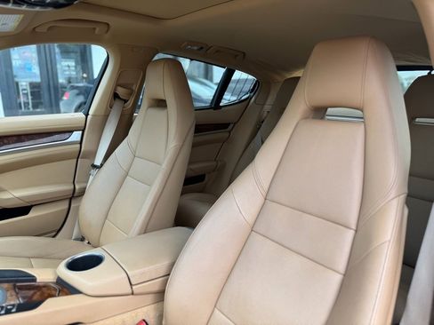 Used 2012 Porsche Panamera S image 10
