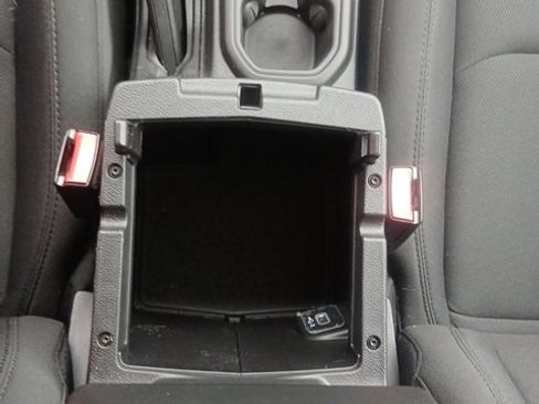 Used 2023 Jeep Wrangler Sport image 32