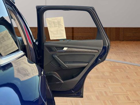 Used 2018 Audi Q5 2.0T Premium Plus w/ Premium Plus Package image 13