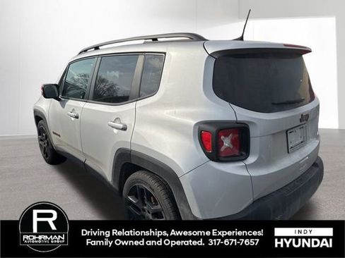 Used 2020 Jeep Renegade Latitude image 7
