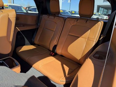 Certified 2023 Lincoln Aviator Black Label w/ Jet Package AWD/4WD image 16