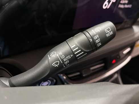 New 2026 Buick Encore GX Avenir w/ Avenir Technology Package AWD/4WD image 28