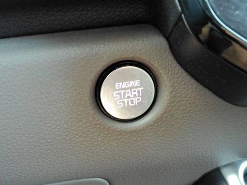 Used 2026 Kia Carnival LXS FWD image 46