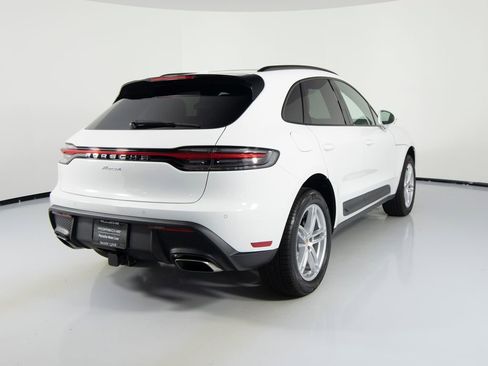 New 2026 Porsche Macan AWD/4WD image 10