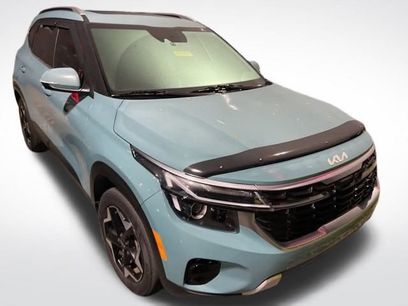 Used 2024 Kia Seltos EX